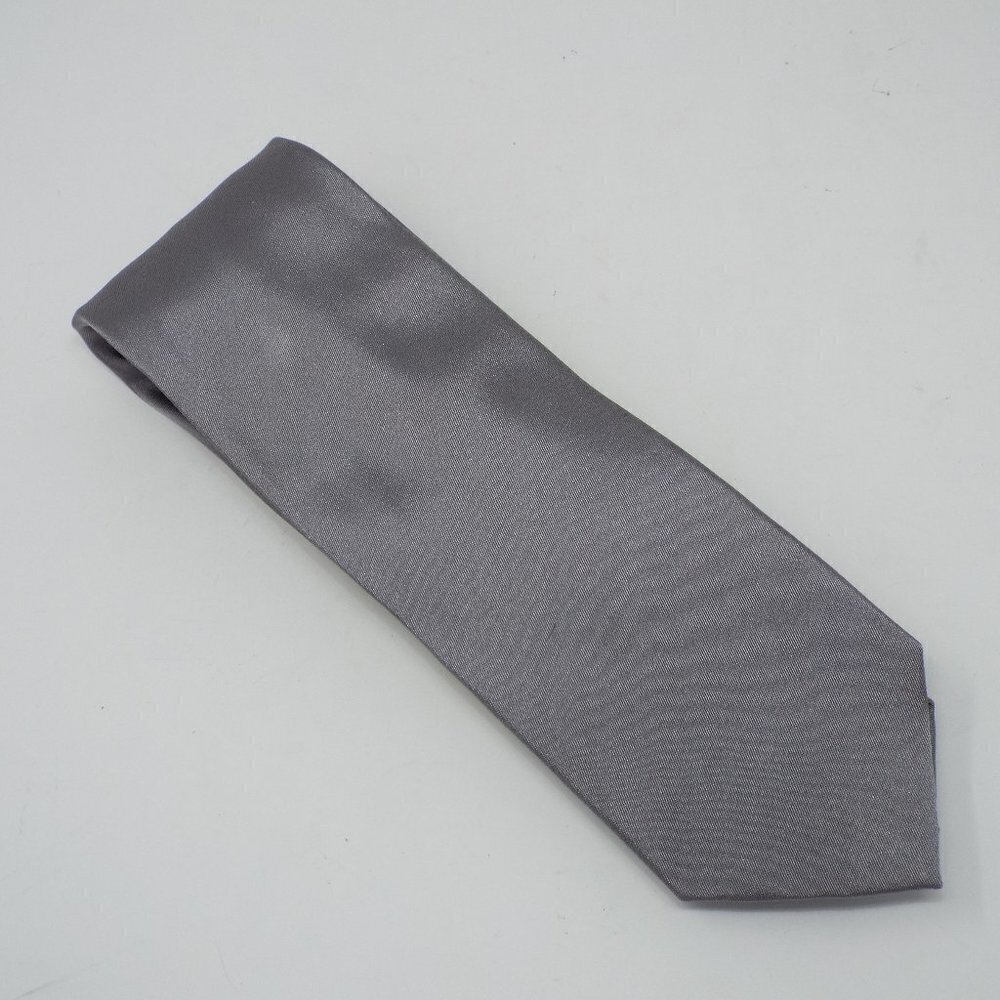 Ryan Seacrest Distinction Tie